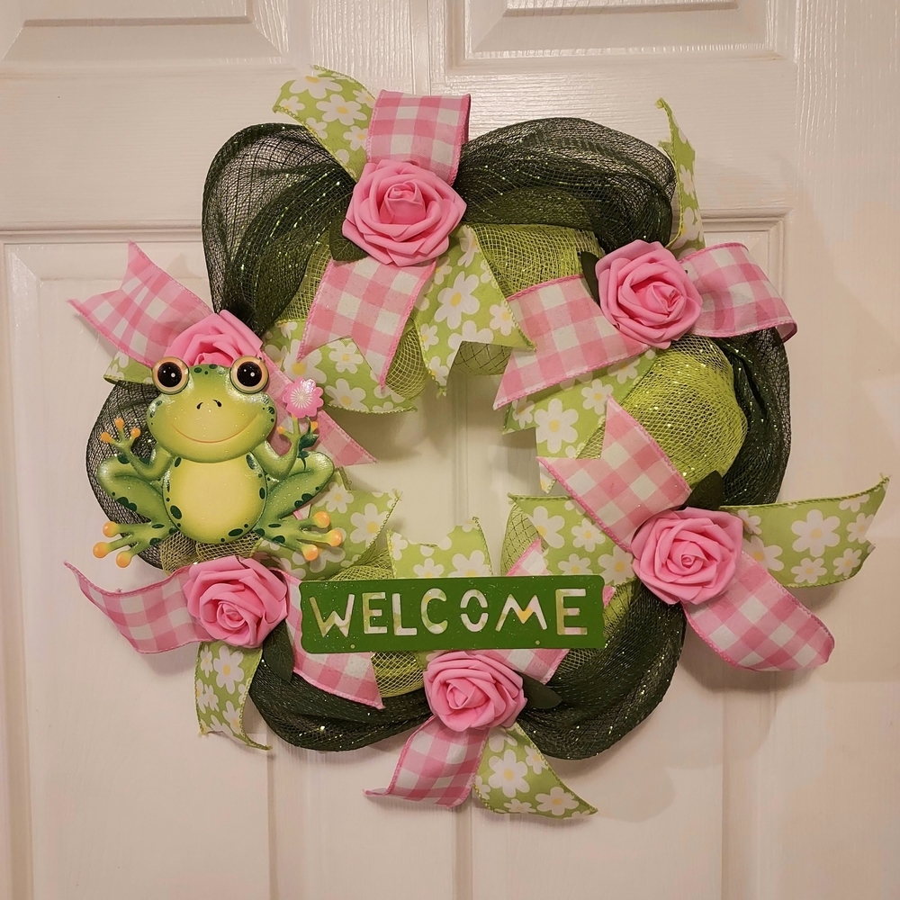 Frog Wreath , Welcome Wreath For Spring & Summer